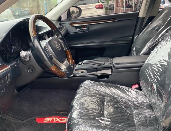2018 UPGRADED LEXUS ES350 FOR SALE IN ABUJA