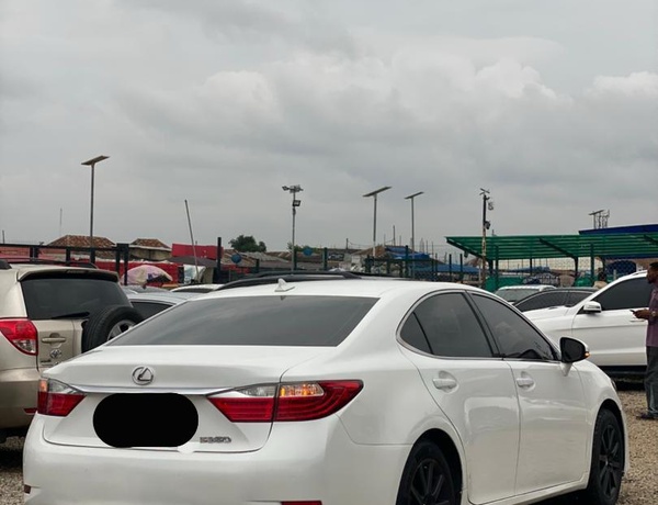 2018 UPGRADED LEXUS ES350 FOR SALE IN ABUJA