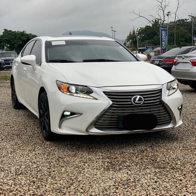 2018 UPGRADED LEXUS ES350 FOR SALE IN ABUJA