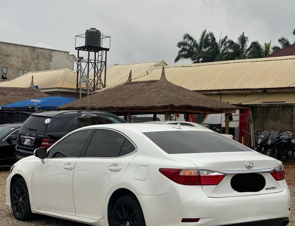 2018 UPGRADED LEXUS ES350 FOR SALE IN ABUJA