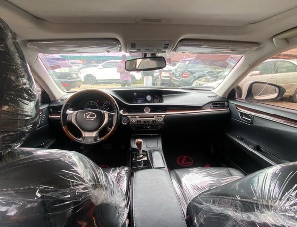 2018 UPGRADED LEXUS ES350 FOR SALE IN ABUJA