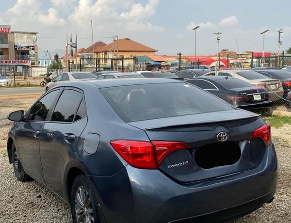 2018 UPGRADED TOYOTA COROLLA FOR SALE IN ABUJA