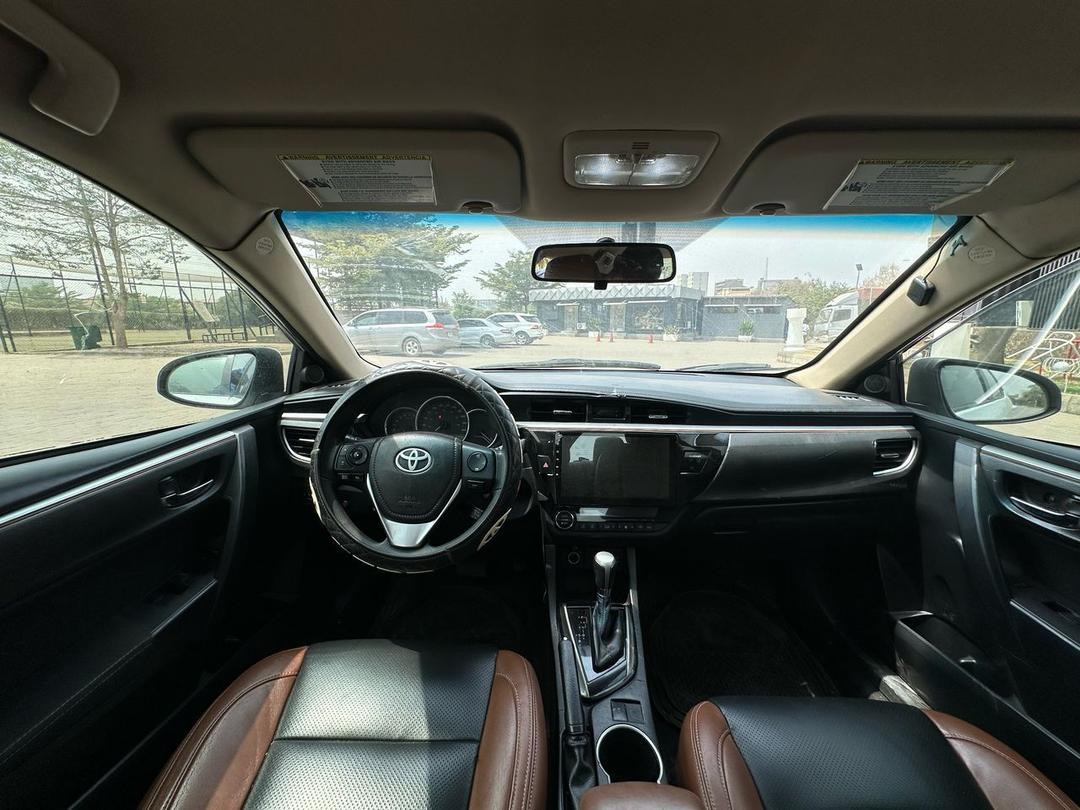 Car Image 4