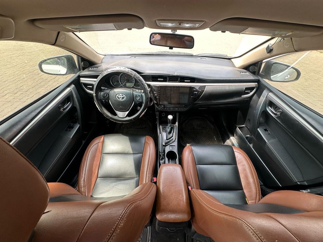 Car Image 5