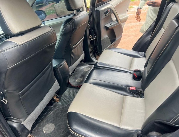 2018 UPGRADED TOYOTA RAV4 FOR SALE IN ABUJA