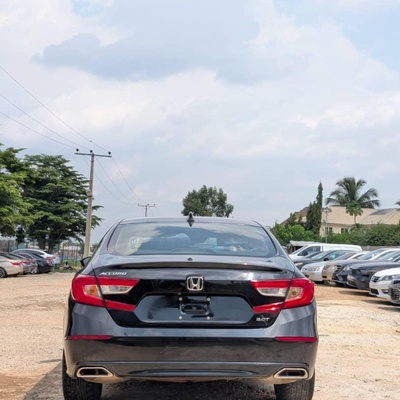 2019 GEARLESS HONDA ACCORD 2.0T FOR SALE
