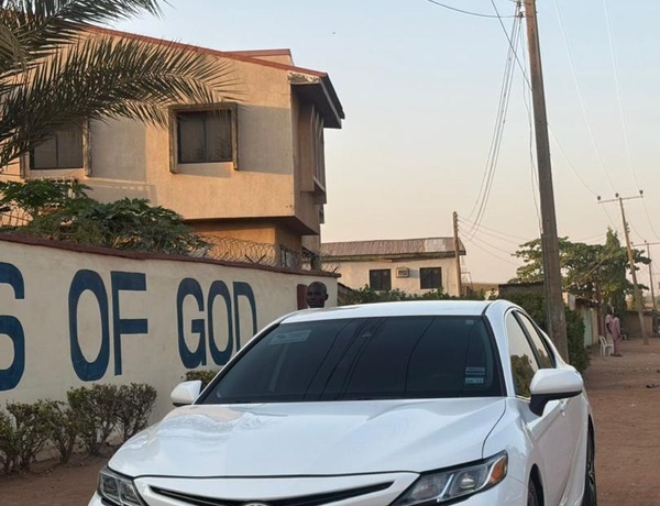 2019 TOYOTA CAMRY LE FOR SALE IN KADUNA