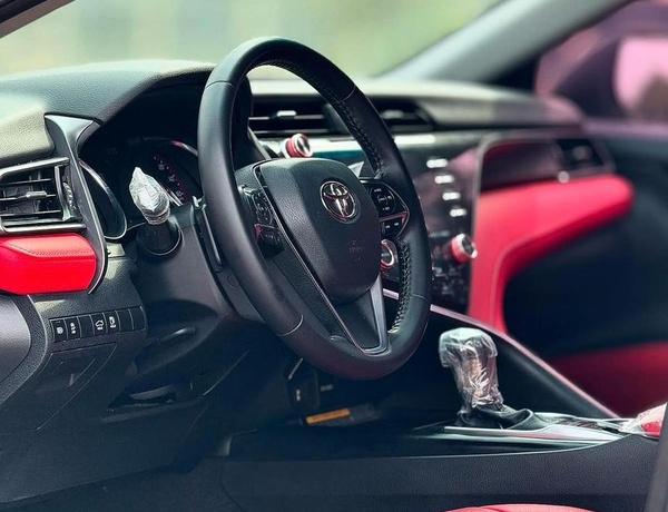 2019 TOYOTA CAMRY XSE FULL OPTION FOR SALE