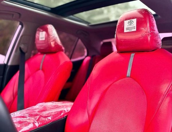 2019 TOYOTA CAMRY XSE FULL OPTION FOR SALE