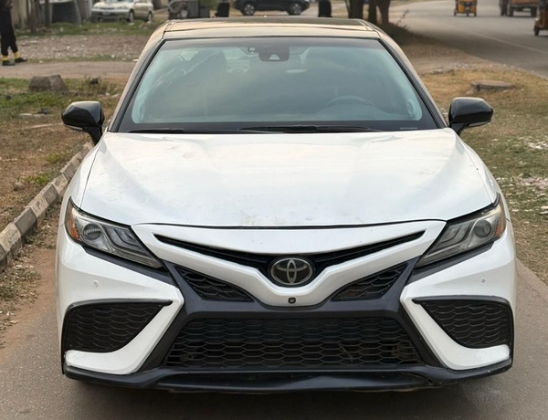 2019 TOYOTA CAMRY XSE V6 FULL OPTION FOR SALE IN ABUJA