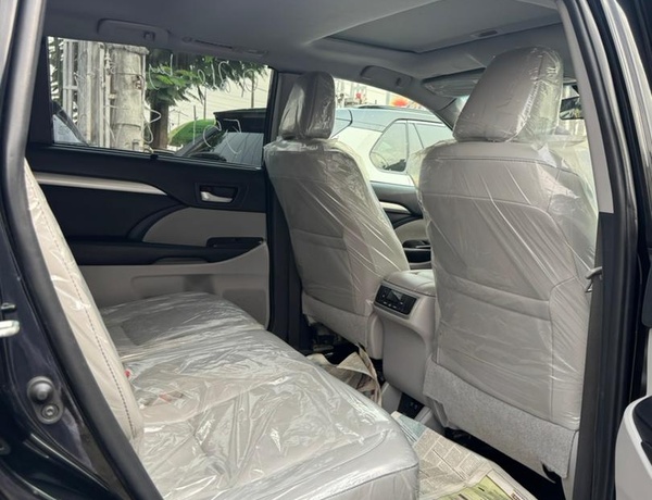 2019 Toyota Highlander XLE for Sale In  Lagos