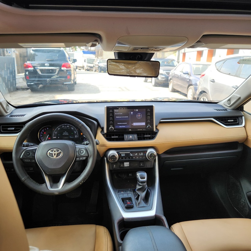 2019 Toyota RAV4 Toks  First Body image