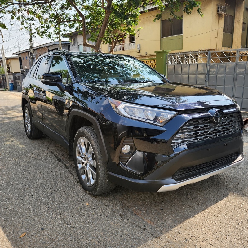 2019 Toyota RAV4 Toks  First Body image