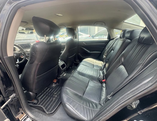 Foreign used 2020 model Honda Accord Sport for Sale In Lagos