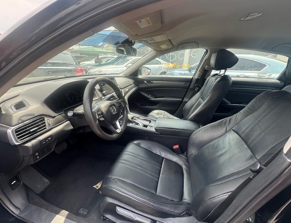 Foreign used 2020 model Honda Accord Sport for Sale In Lagos