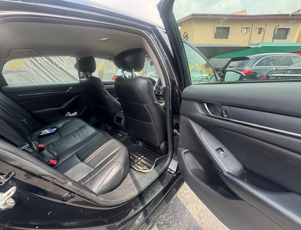 Foreign used 2020 model Honda Accord Sport for Sale In Lagos