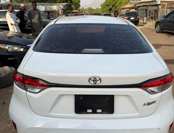 2021 TOYOTA COROLLA  FOR SALE IN ABUJA