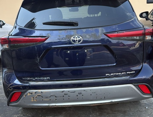 Foreign Used 2021 Toyota Highlander Platinum AWD