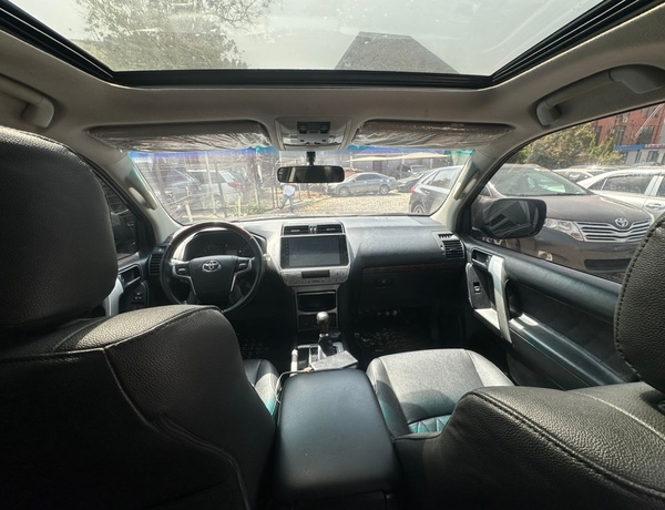 2021 Toyota LandCruiser Prado for Sale In Abuja