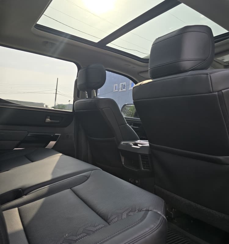 2021 TOYOTA TUNDRA LIMITED  FULLEST OPTION SPEC image