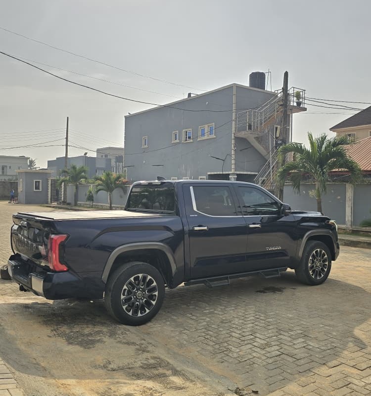 2021 TOYOTA TUNDRA LIMITED  FULLEST OPTION SPEC image