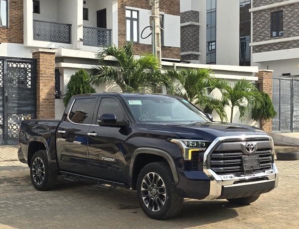 2021 TOYOTA TUNDRA LIMITED  FULLEST OPTION SPEC
