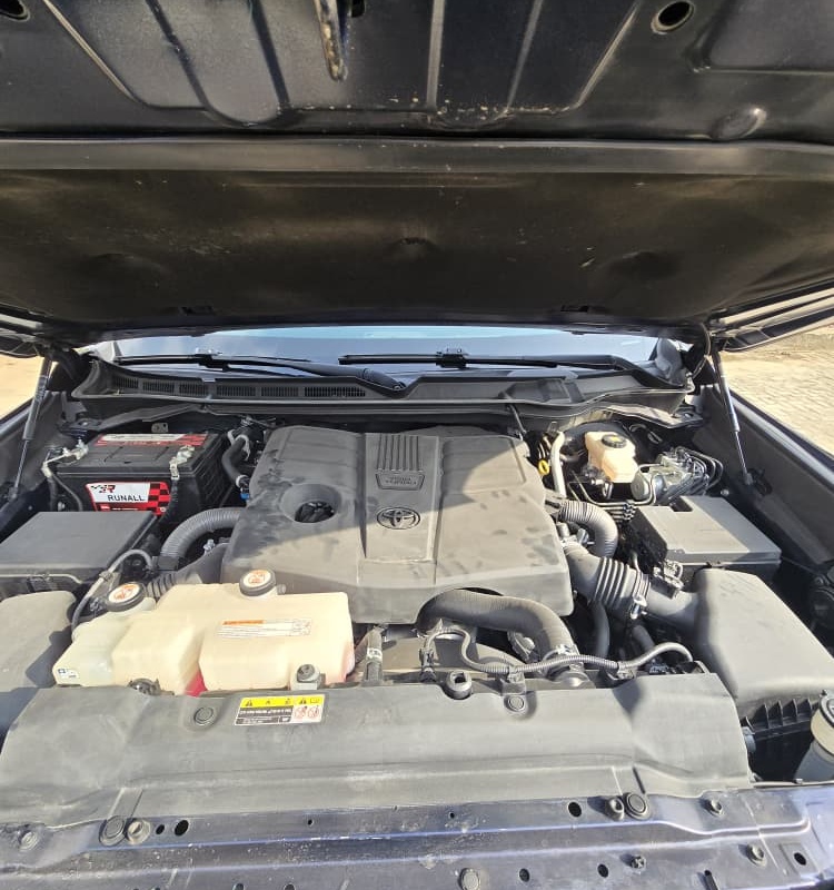 2021 TOYOTA TUNDRA LIMITED  FULLEST OPTION SPEC image