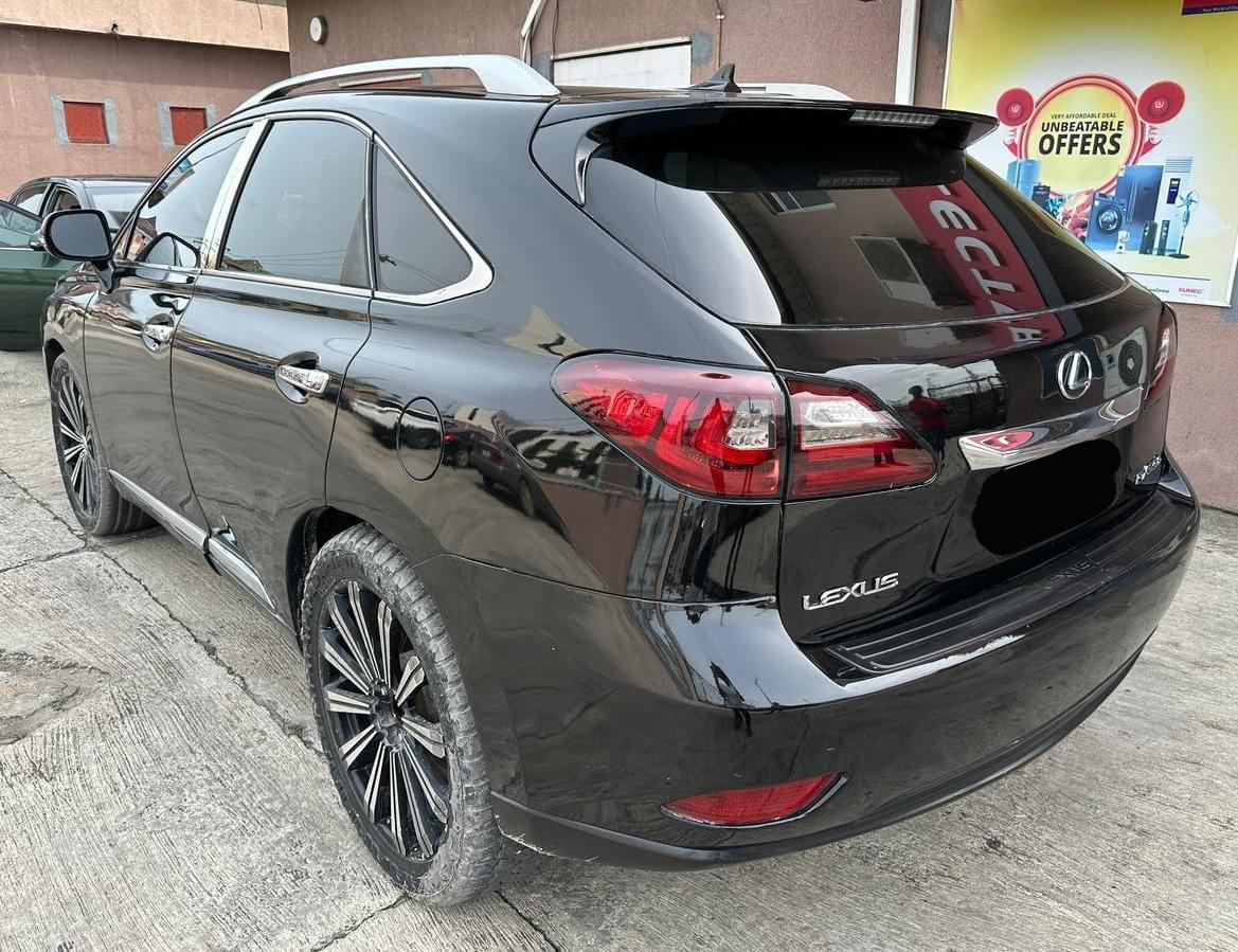 Car Image 6