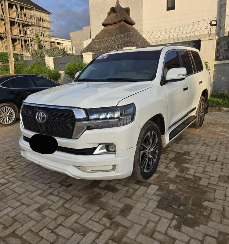 2021 UPGRADED TOYOTA LAND CRUISER FOR SALE IN ABUJA image