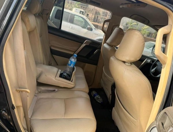 2023 UPGRADED TOYOTA LAND CRUISER PRADO FOR SALE IN ABUJA