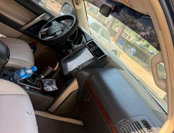 2023 UPGRADED TOYOTA LAND CRUISER PRADO FOR SALE IN ABUJA