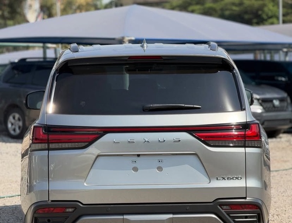 BRAND NEW 2025 LEXUS LX600 FOR SALE IN ABUJA