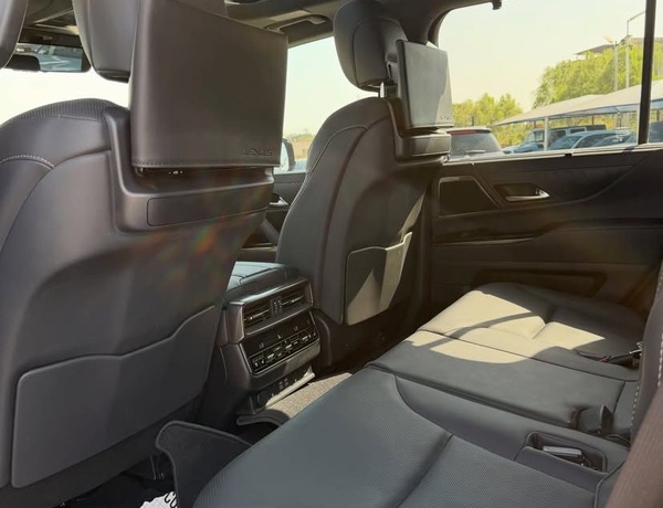 BRAND NEW 2025 LEXUS LX600 FOR SALE IN ABUJA