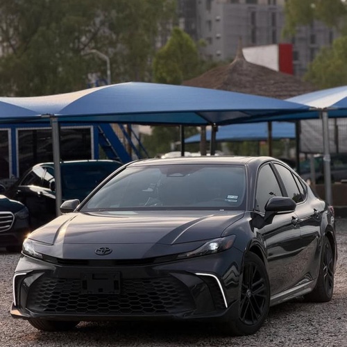 2025 TOYOTA CAMRY XSE FOR SALE IN ABUJA