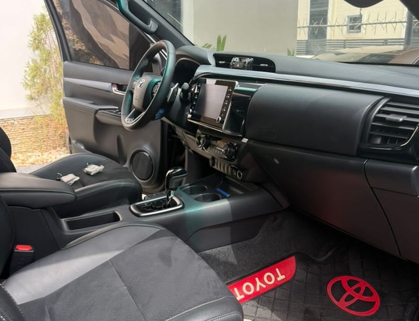 2025 TOYOTA HILLUX FOR SALE IN ABUJA