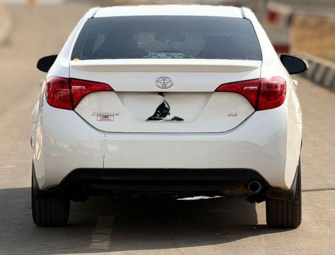A MONTH USED 2018 TOYOTA COROLLA SE FOR SALE IN ABUJA image