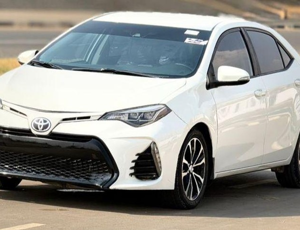 A MONTH USED 2018 TOYOTA COROLLA SE FOR SALE IN ABUJA