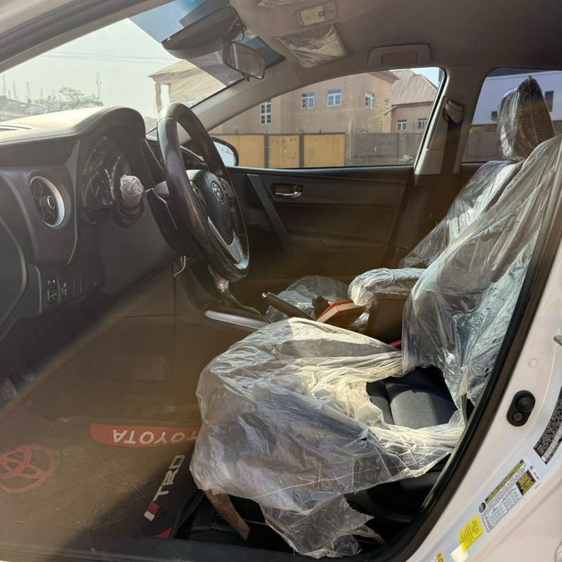 A MONTH USED 2018 TOYOTA COROLLA SE FOR SALE IN ABUJA image