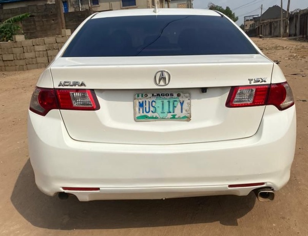 Acura TSX 2010 in sango otta