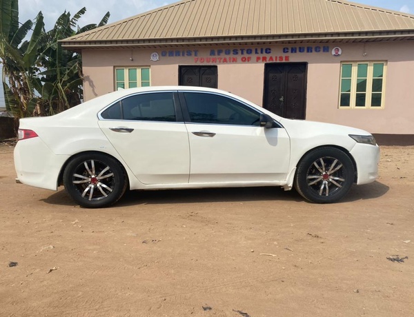 Acura TSX 2010 in sango otta