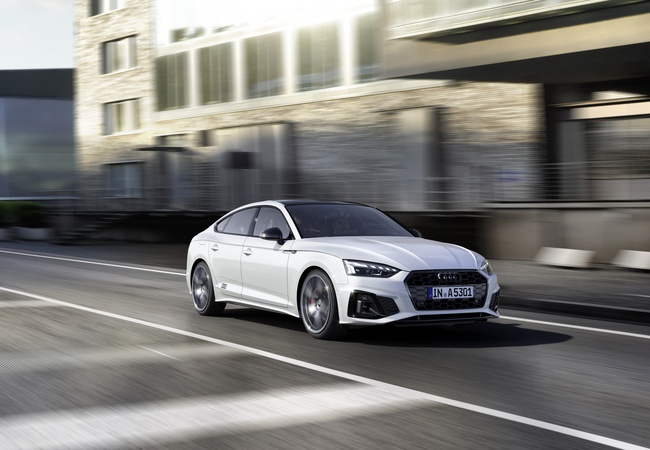 Audi A5 image 2