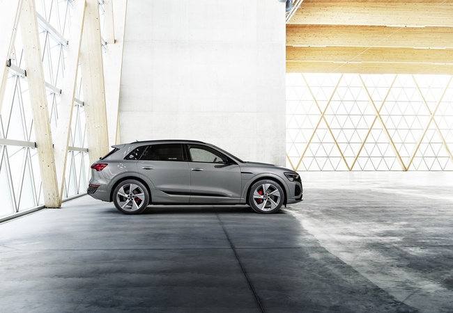 Audi Q8 image 4