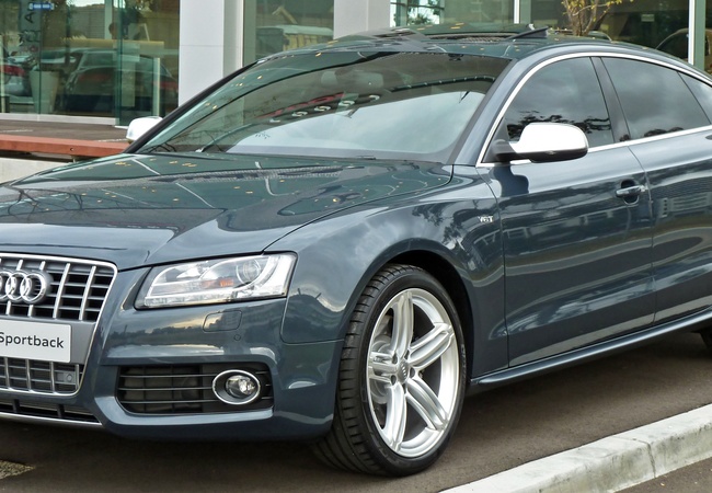 Audi S5 image 2