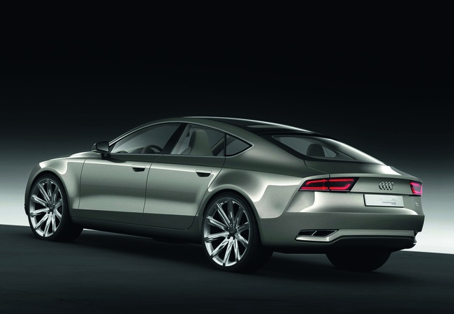 Audi S8 image 4