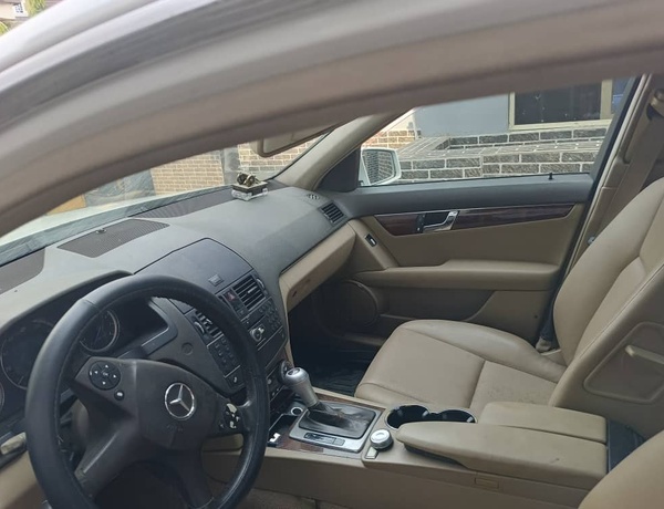 Benz c300 in Oyigbo