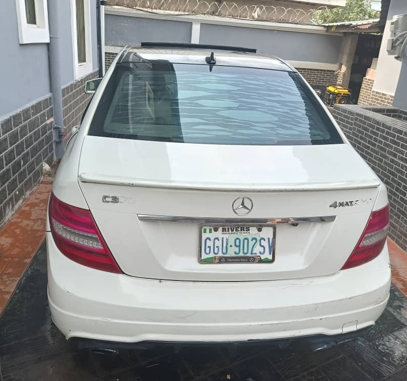 Benz c300 in Oyigbo image