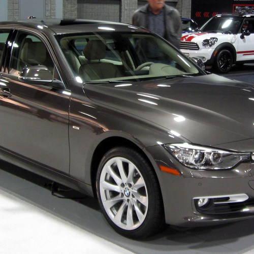 BMW 3-Series 328i