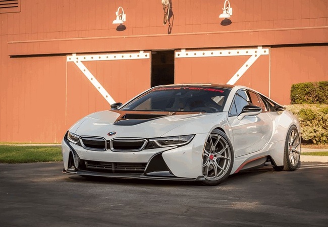 BMW I-Series i8 image 2