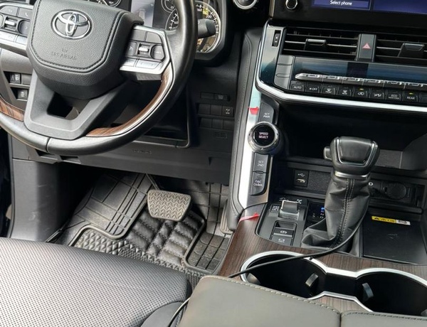 BRAND NEW 2024 TOYOTA LAND CRUISER GX.R FOR SALE