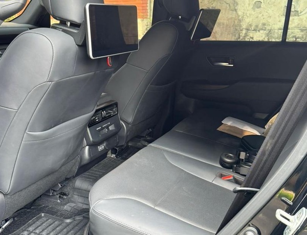 BRAND NEW 2024 TOYOTA LAND CRUISER GX.R FOR SALE